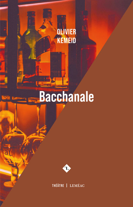 Six serveuses d’un bar montréalais se préparent à leur quotidienne invasion barbare. De la jeune recrue jusqu’à la matriarche, elles sont prêtes au combat, hostiles et alliées, déployant en une langue heurtée leurs conflits internes tout comme une fureur vaste venue du fond des âges. Cette rage qui part du ventre enfle, rugit, balaie tout…

Les rituels orgiaques des bacchantes étaient condamnés par l’élite de l’Antiquité, qui en craignait la violence subversive. Voici que se prolonge leur cri dévastateur. On glisse ici d’une déformation hallucinée et souvent drôle de l’univers de Tremblay aux accents anciens du mythe, là où la fièvre de la Main rencontre la douleur d’Hécube et de ses filles.

Japper, mordre, désobéir : enfin vivre.