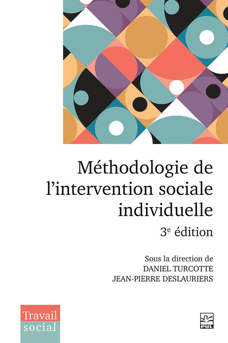 C’est dans l’action qu’une discipline professionnelle fait la démonstration de sa pertinence et de son utilité pour la société. Il est donc essentiel pour le travail social de disposer d’ouvrages qui formalisent les paramètres de son intervention, qui aident à déterminer comment intervenir et à établir les façons de répondre aux besoins des personnes qui misent sur l’aide professionnelle pour mieux composer avec leur réalité. C’est à cela que s’attarde cet ouvrage, qui présente une modélisation du processus d’intervention en différentes phases repérables empiriquement. Écrit dans un langage clair et accessible, ce livre expose les principales activités privilégiées par le travail social individuel dans l’accompagnement des personnes en difficulté.
Cette nouvelle édition, en plus d’intégrer les développements récents dans l’état des connaissances sur l’intervention individuelle, est enrichie de trois nouveaux textes qui portent respectivement sur l’approche holistique autochtone, l’intervention de réseau et le numérique en travail social. Elle mise sur l’apport d’autrices et d’auteurs activement engagés dans la formation et la pratique du travail social. Nous espérons que leur contribution trouvera écho auprès des étudiantes et des étudiants qui s’initient à la profession, ainsi que des personnes qui s’investissent dans leur formation.